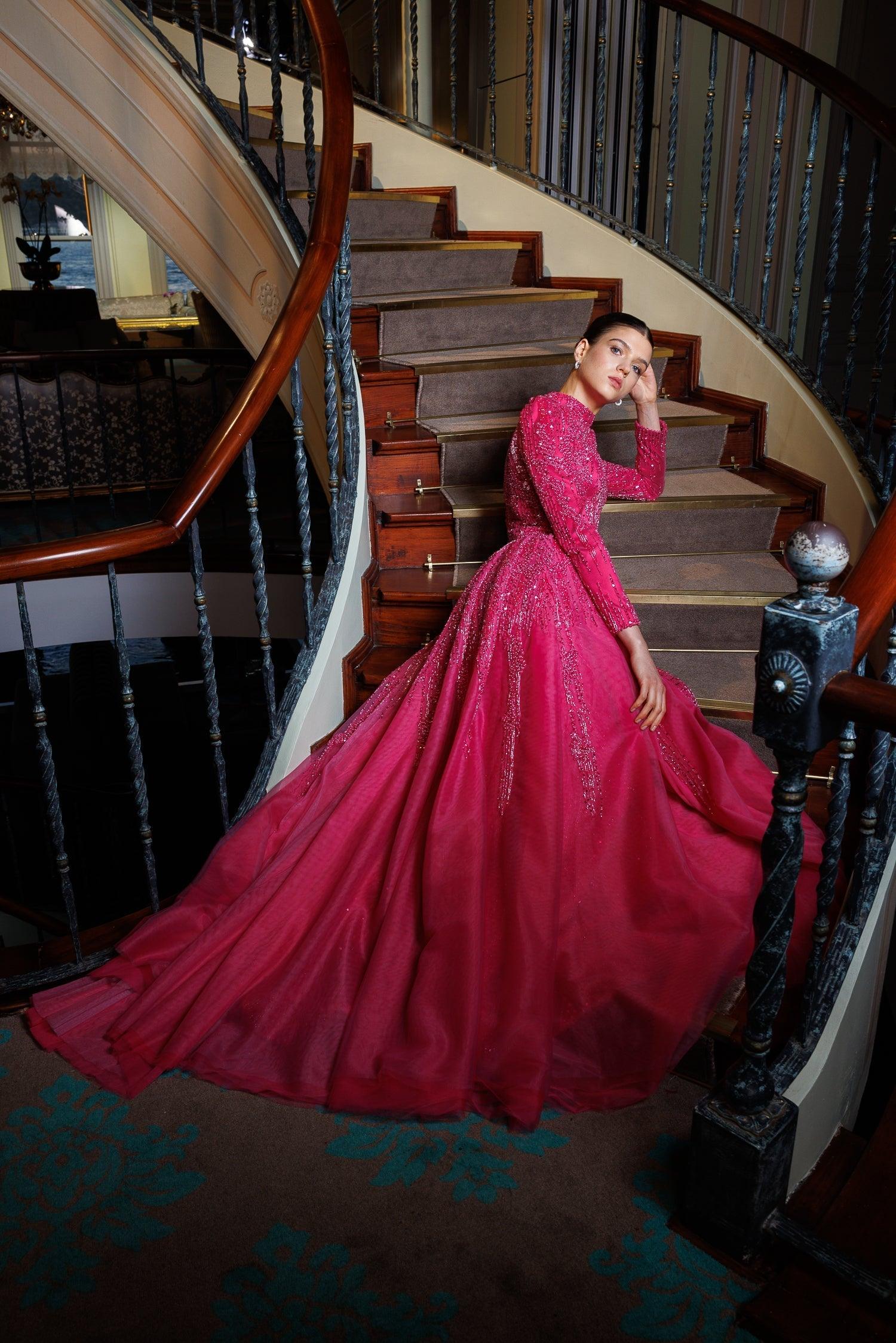 Eternal Fuşya Özel Dikim Kuyruklu Elbise - MyRentalDress