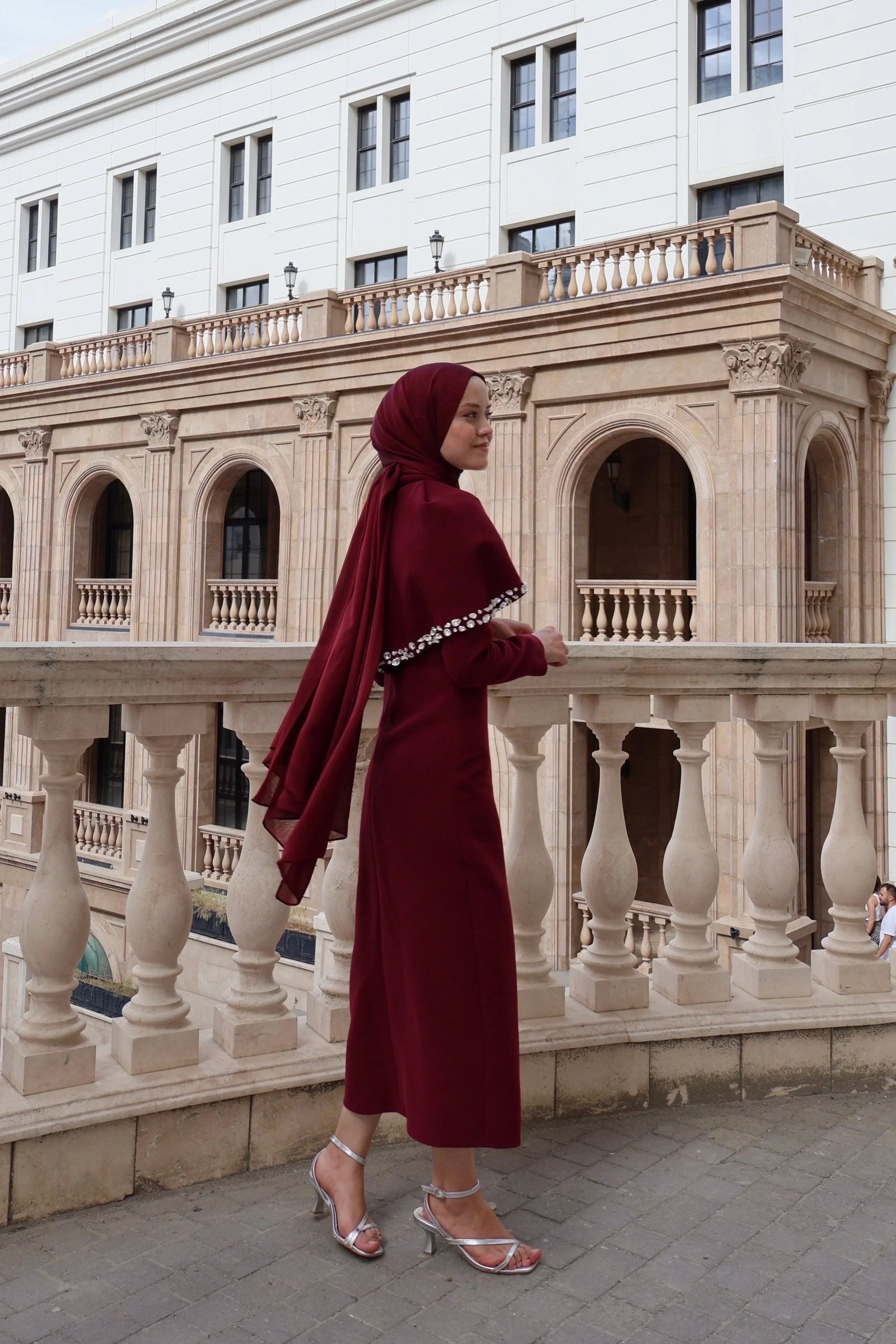 Söz Gününüzde Zarafetinizi Yansıtan Kiralık Elbiseyi Nasıl Seçmelisiniz?