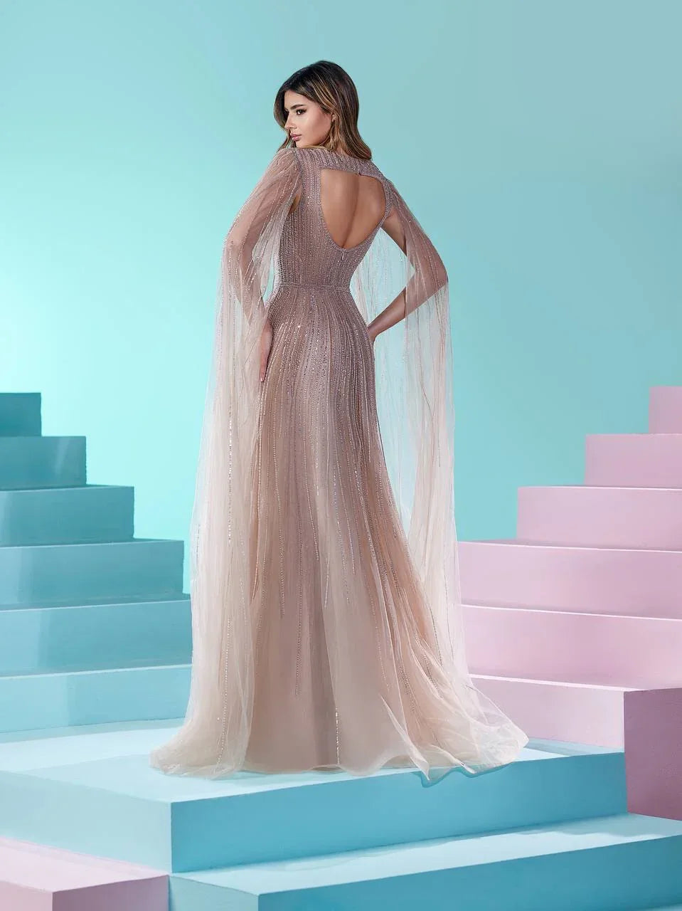 Khai Pelerinli Elbise