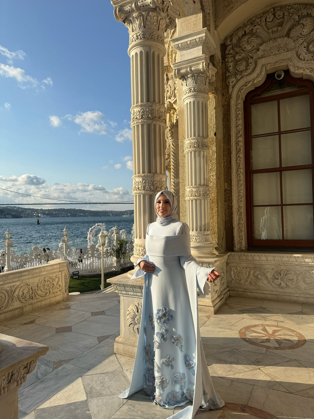 Sky Omuz Detaylı Elbise