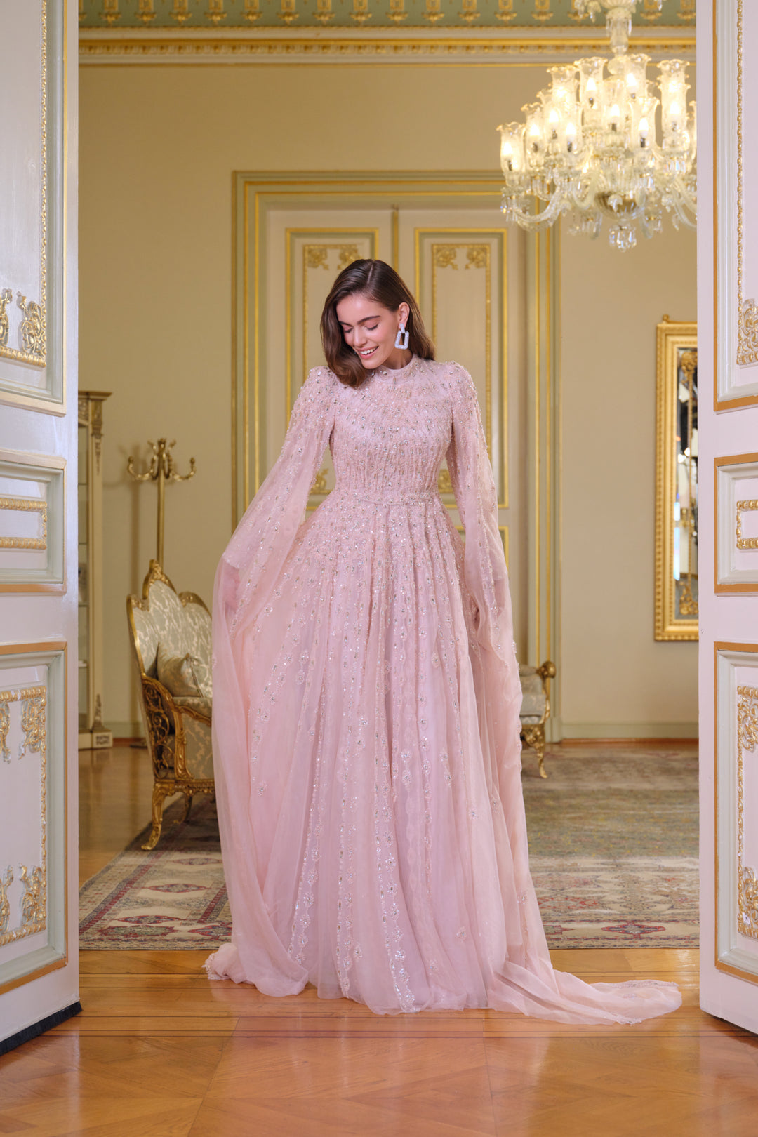 Begonia Kasnak İşlemeli Elbise