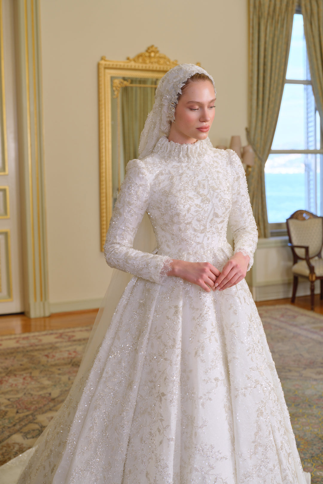 Serande Dantel İşlemeli Gelinlik