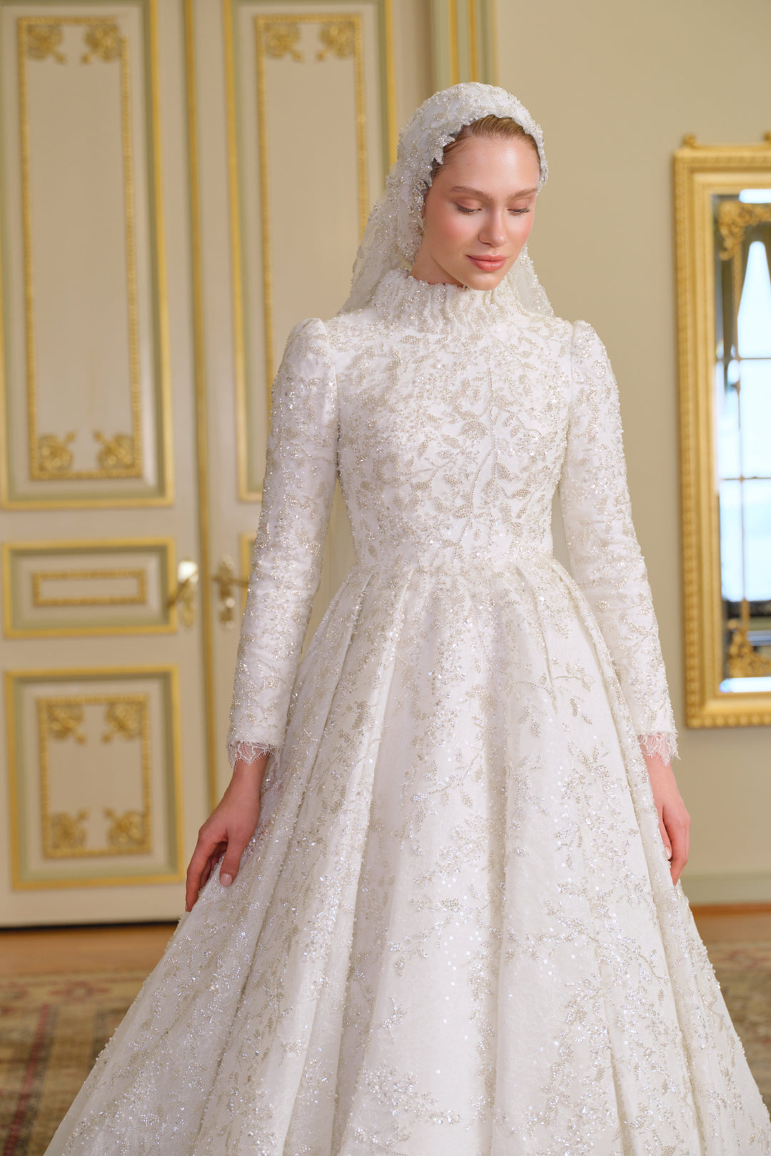 Serande Dantel İşlemeli Gelinlik